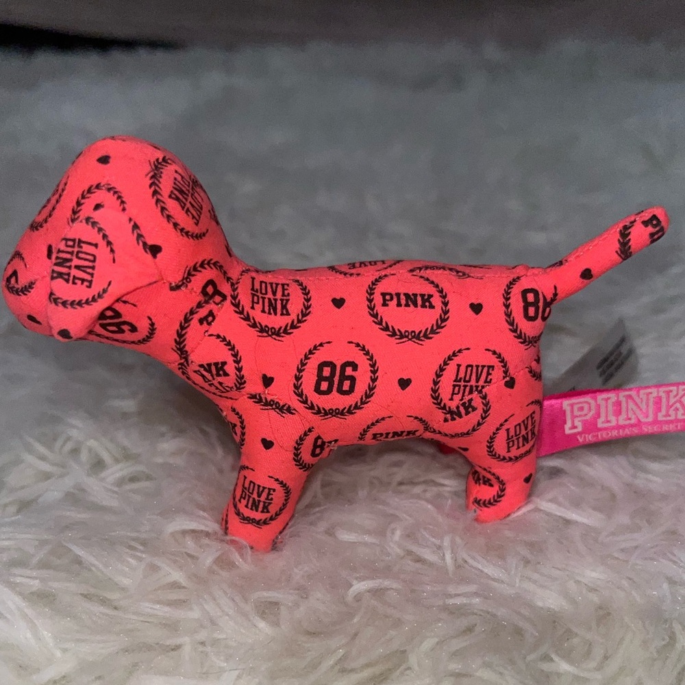 🎀Rare Victoria’s Secret VS PINK mini plush dog Love PINK 86🎀